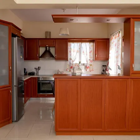 Robellini Palm Villa